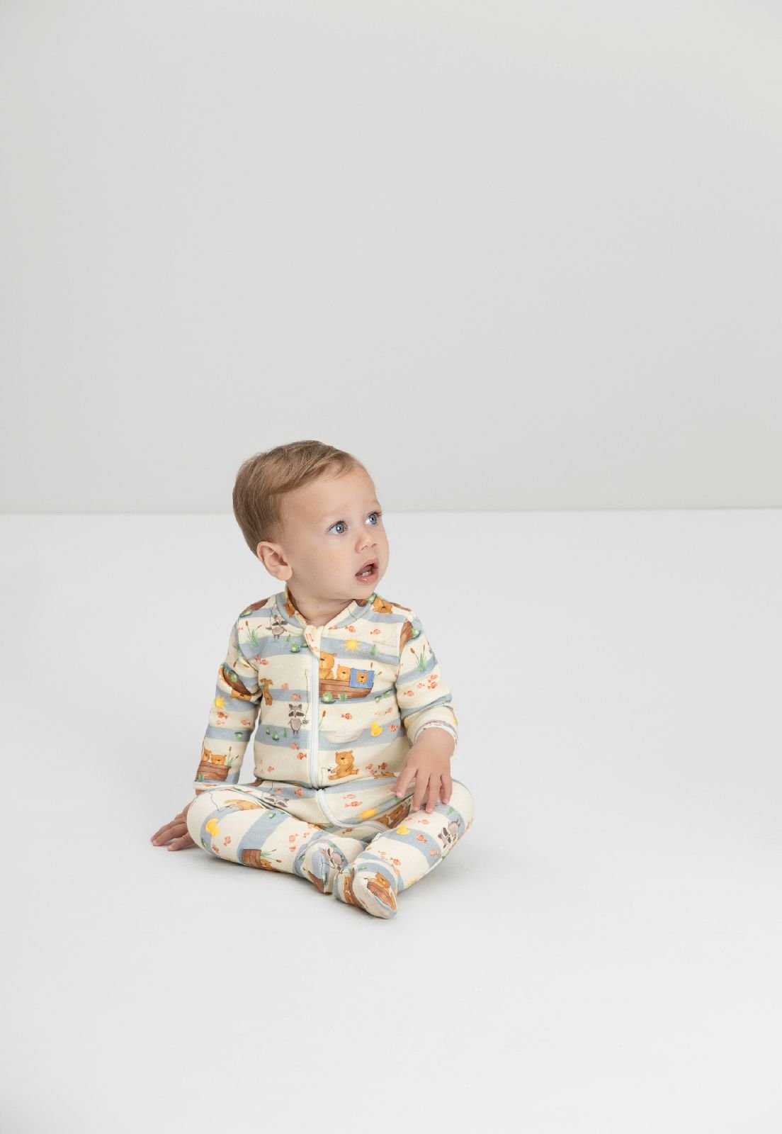 Macacão Longo de Bebê Comfy em Suedine Premium com Zíper e Pezinho Up Baby