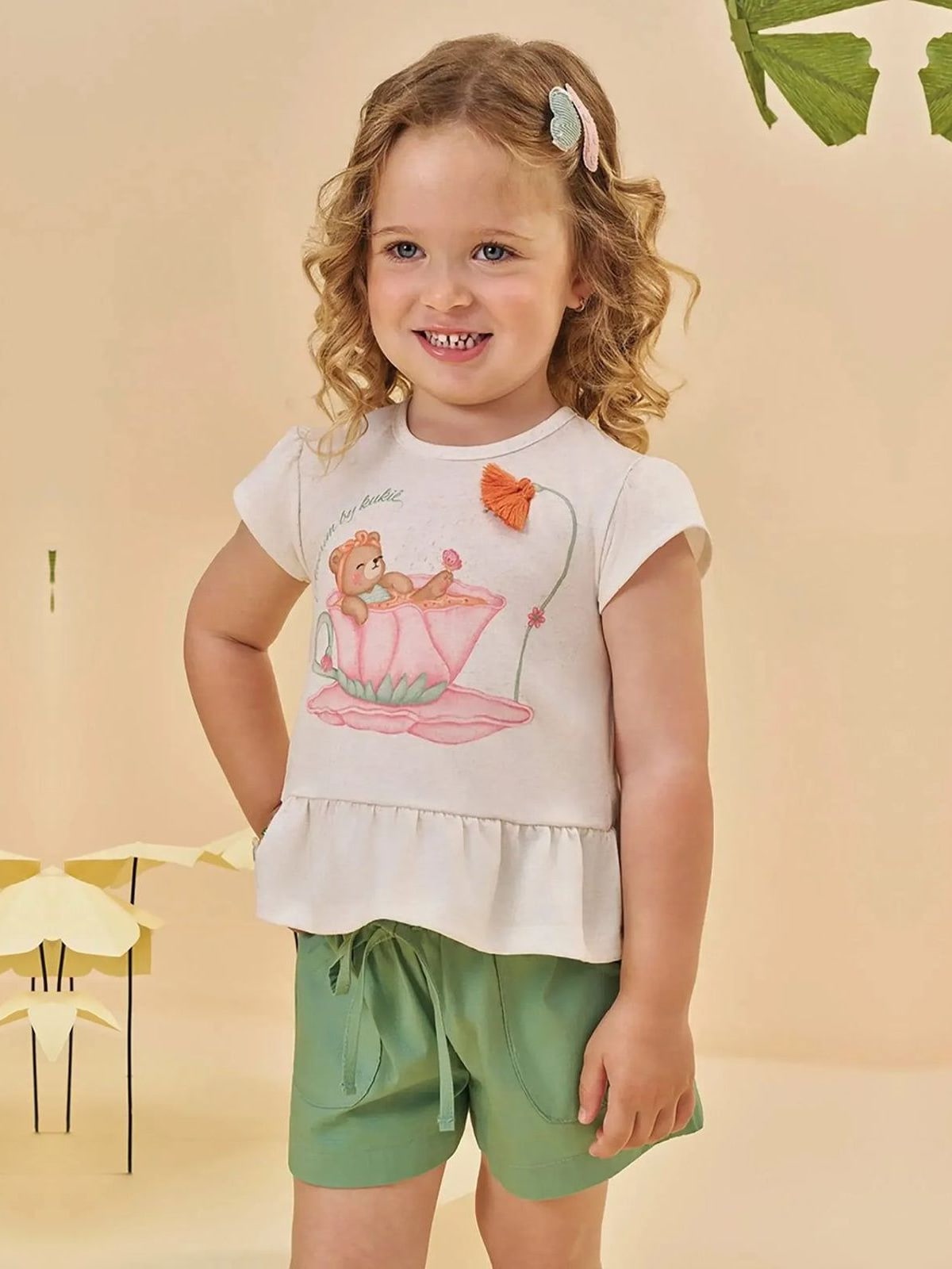 Conjunto de Bata em Malha Fresh e Shorts em Tricoline com Elastano Kukiê Infantil Menina