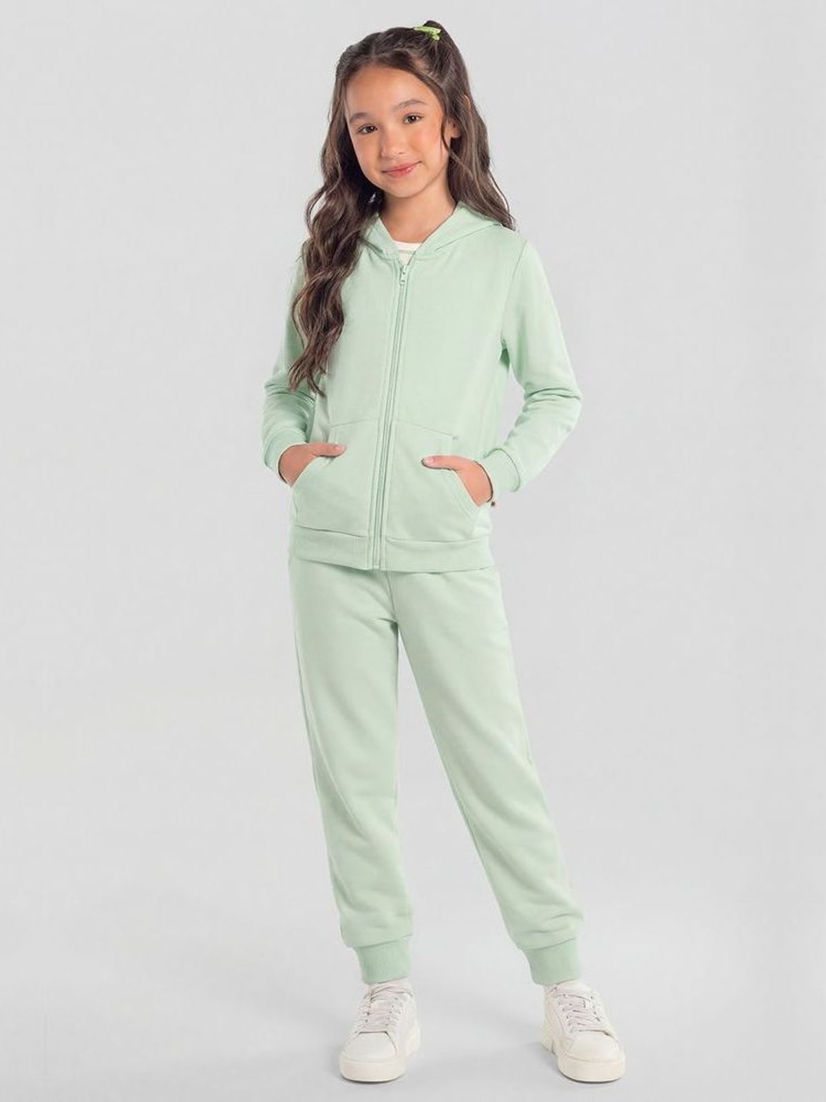 Calça infantil unissex em moletom collab Essendi e Brandili