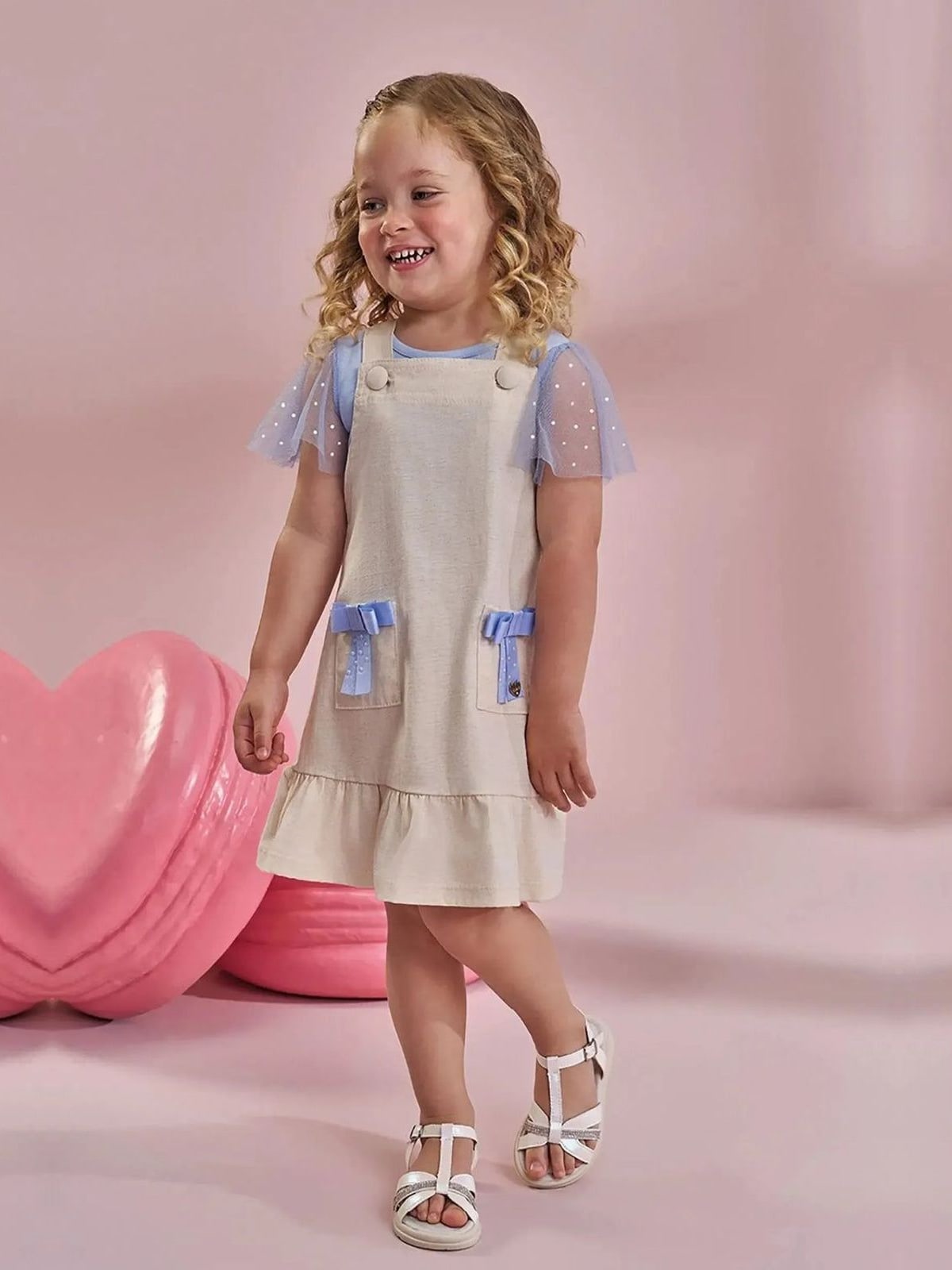 Conjunto de Blusa em Suedine e Tule com Elastano e Salopete em Linho Santori com Elastano. Kukiê Infantil Menina