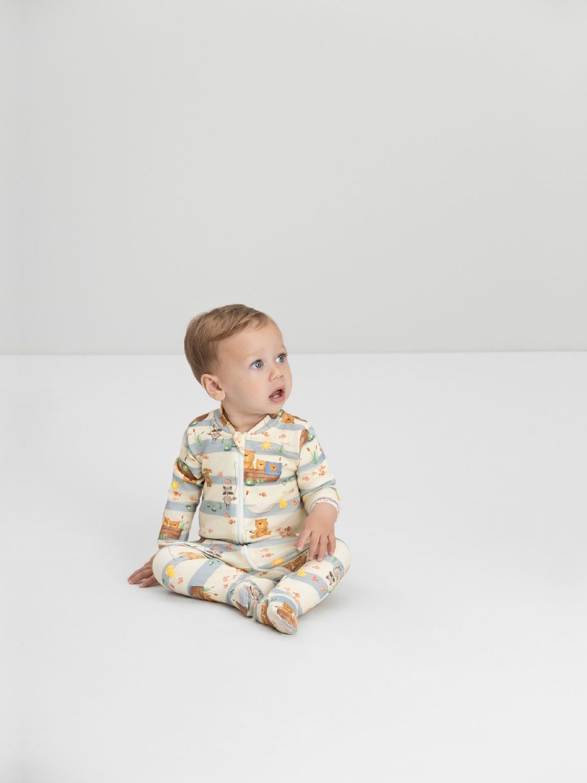 Macacão Longo de Bebê Comfy em Suedine Premium com Zíper e Pezinho Up Baby