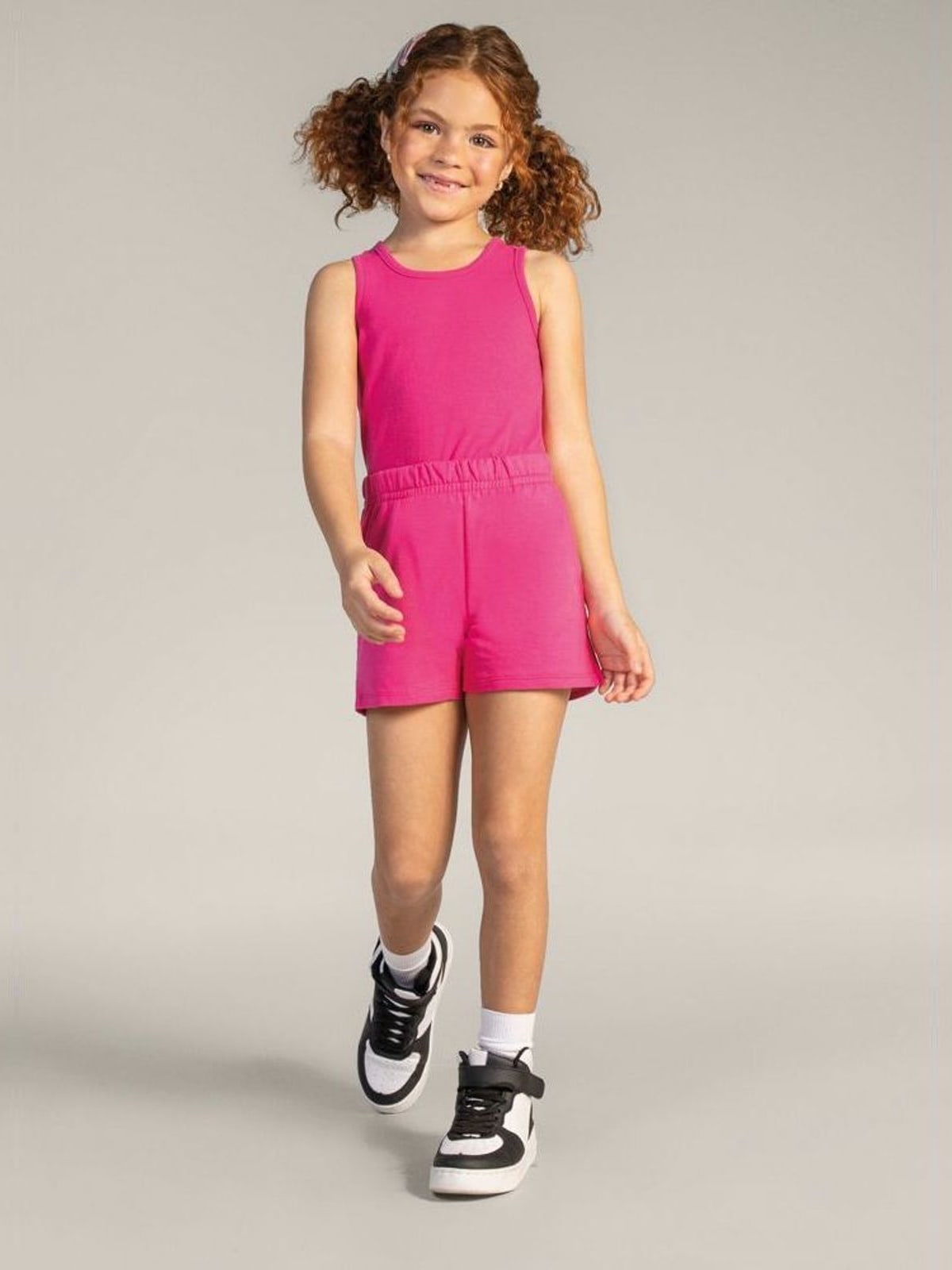Shorts básico infantil menina em moletinho Brandili